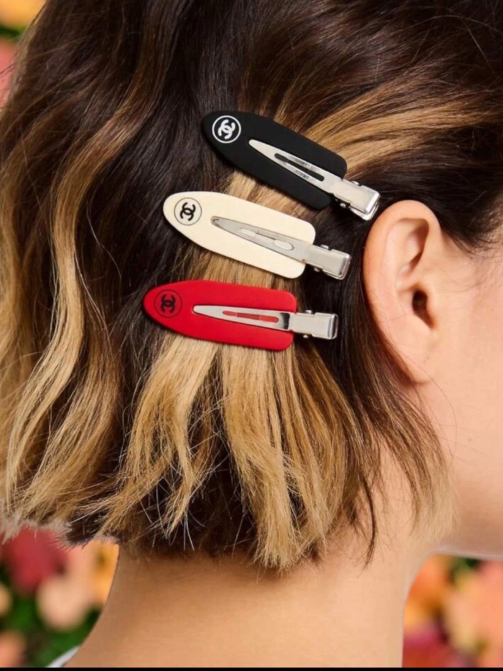CHANEL Red, Beige, and Black Enamel Logo Hair Clips Set - Picture 6 of 6